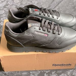 Black Classic Reebok